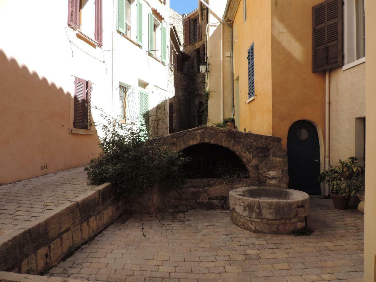 Appartement Le logis de la Fontaine à Ceyreste Extérieur photo